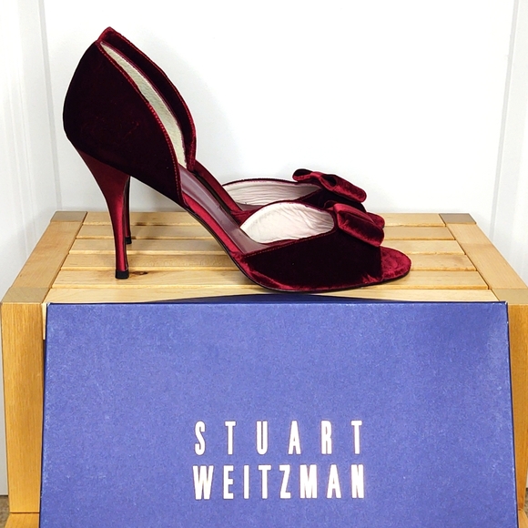 ๐ Stuart Weitzman ๐ ruby red stiletto heels 11M ๐ ๐ ๐ - Picture 3 of 9